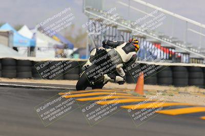 media/Oct-08-2022-SoCal Trackdays (Sat) [[1fc3beec89]]/Turn 16 (125pm)/